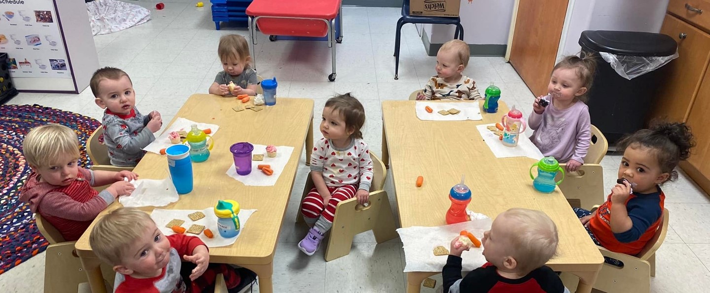 toddlers in classroom 